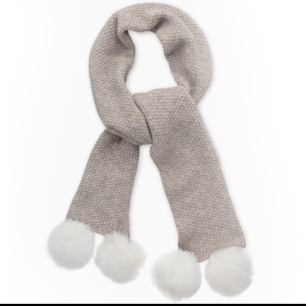 NWT UGG Quatro Pom Cashmere Scarf in Oatmeal Heather